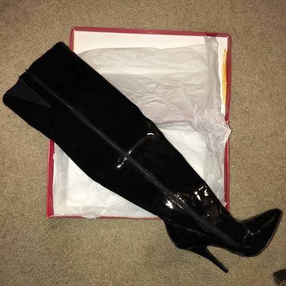 fredericks of hollywood thigh high boots